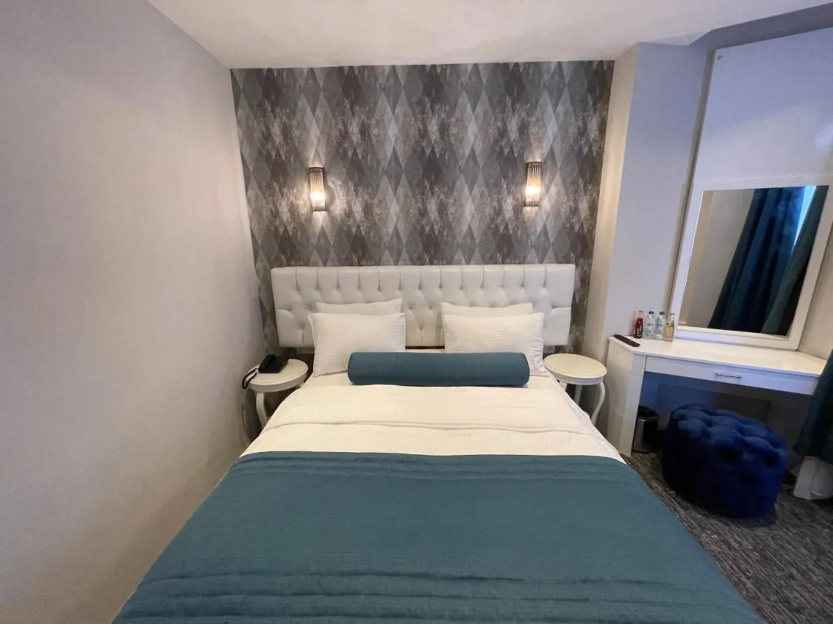 Weingart Port Seaside Hotel Istambul